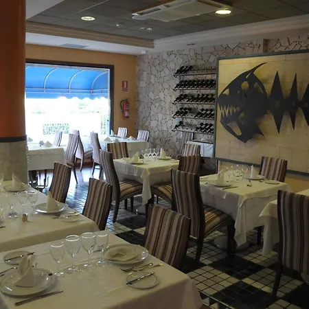 Puerto De Nieves Hotel 4*