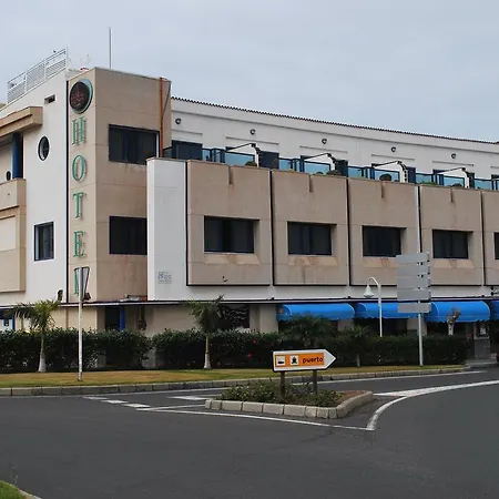 Hotel Puerto De Nieves