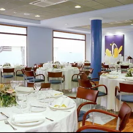 Hotel Puerto De Nieves 4*