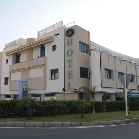 Puerto De Nieves Hotel 4*