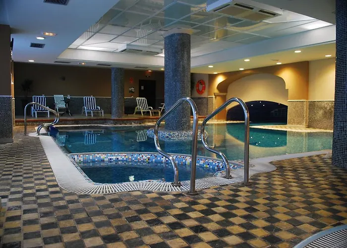 Hotel Puerto De Nieves